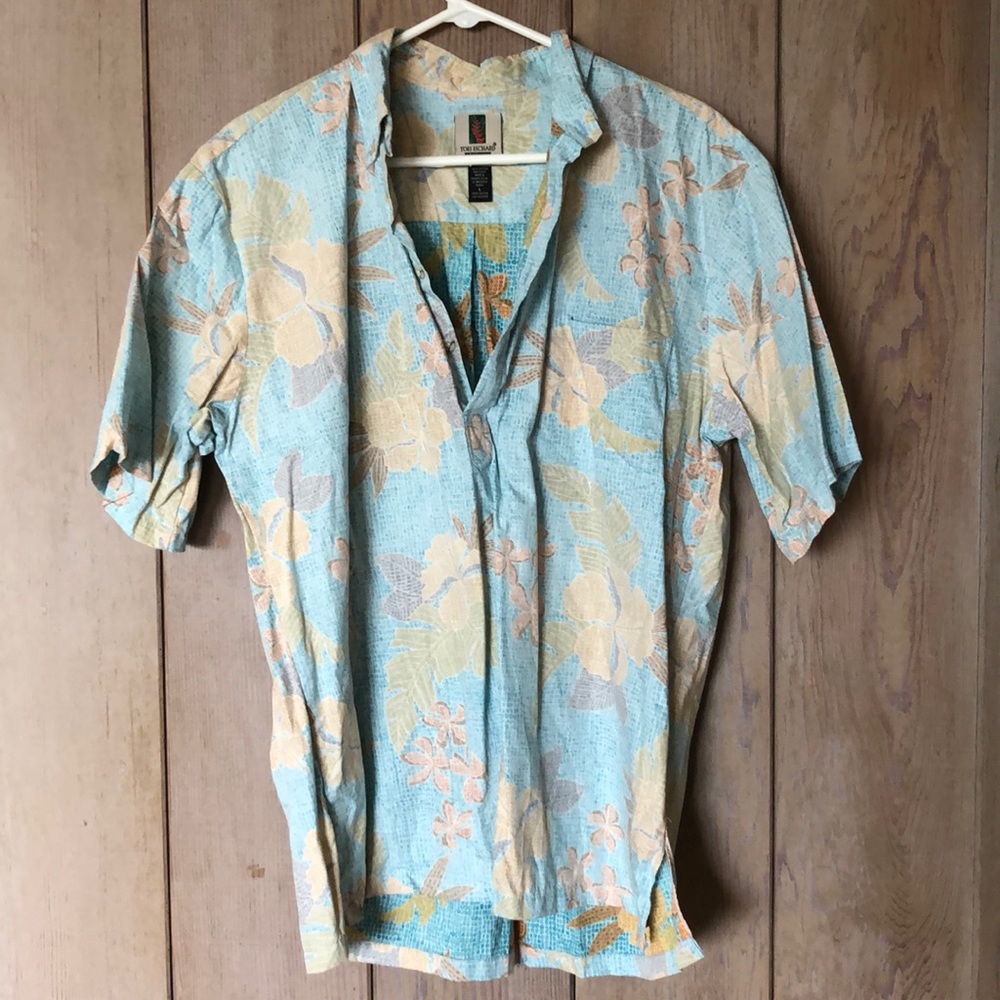 Tori Richard shirt